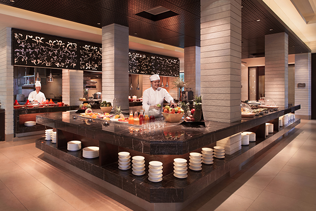 54383709-h1-bt_water_court_breakfast_buffe-10930_1
